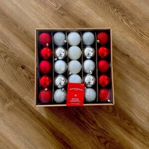 Wondershop Ornament Set- NEW!